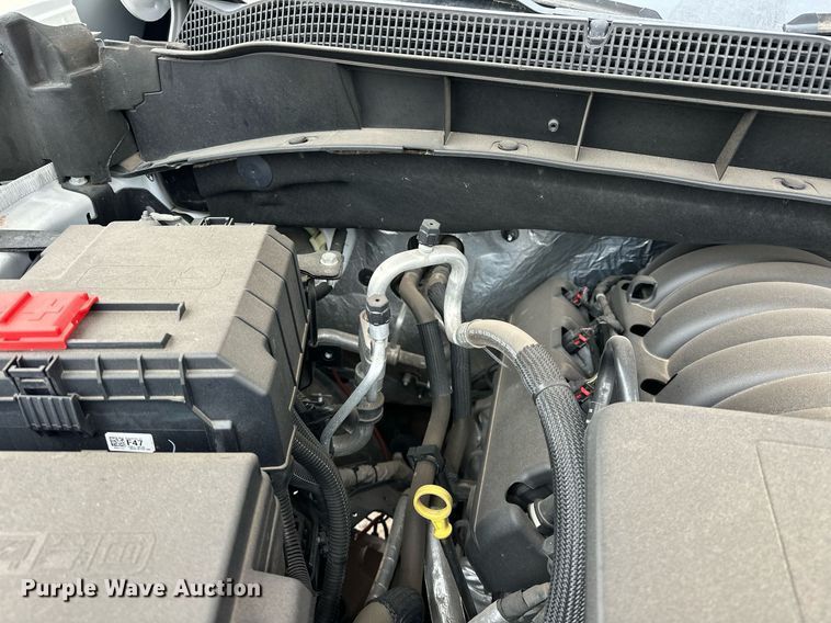 image for item EJ8452 2022 Chevrolet Silverado 1500 Crew Cab pickup truck