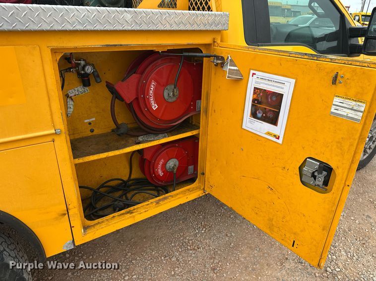 image for item EJ8454 2019 Ford F350 Super Duty XL utility bed pickup truck