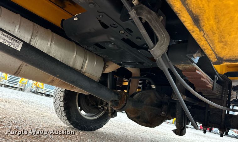 image for item EJ8454 2019 Ford F350 Super Duty XL utility bed pickup truck