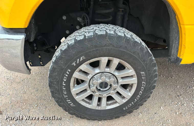 image for item EJ8454 2019 Ford F350 Super Duty XL utility bed pickup truck