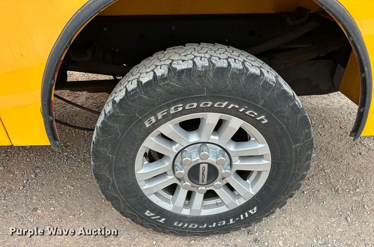 image for item EJ8454 2019 Ford F350 Super Duty XL utility bed pickup truck