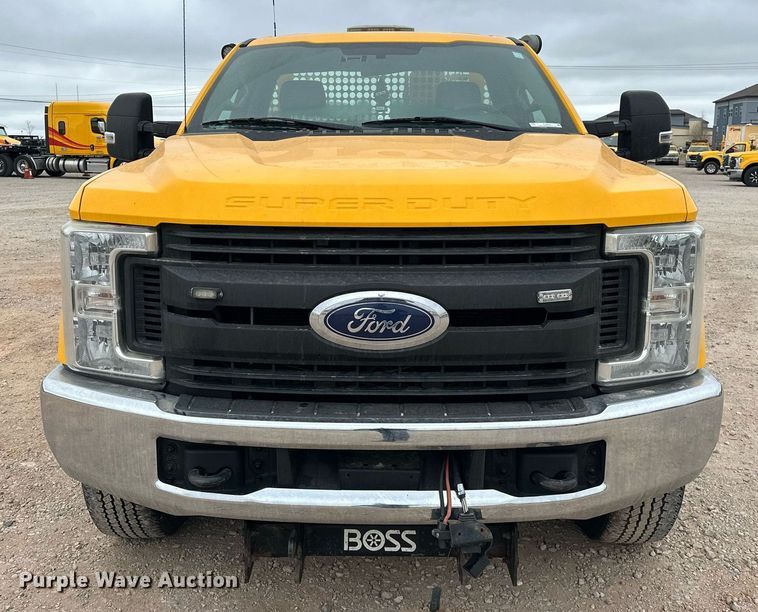 image for item EJ8456 2017 Ford F350 Super Duty XL utility bed pickup truck