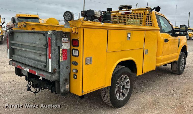 image for item EJ8456 2017 Ford F350 Super Duty XL utility bed pickup truck