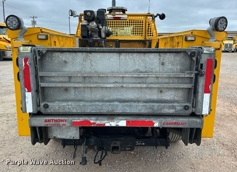 image for item EJ8456 2017 Ford F350 Super Duty XL utility bed pickup truck