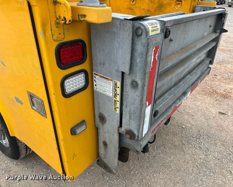 image for item EJ8456 2017 Ford F350 Super Duty XL utility bed pickup truck