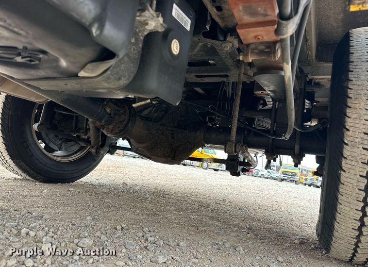 image for item EJ8456 2017 Ford F350 Super Duty XL utility bed pickup truck