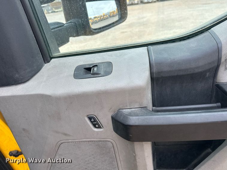 image for item EJ8456 2017 Ford F350 Super Duty XL utility bed pickup truck