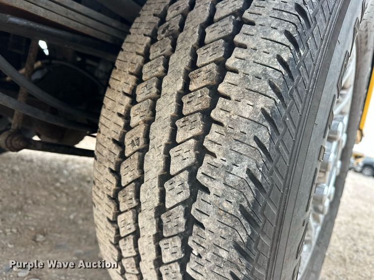 image for item EJ8456 2017 Ford F350 Super Duty XL utility bed pickup truck