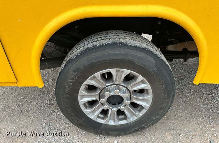 image for item EJ8456 2017 Ford F350 Super Duty XL utility bed pickup truck