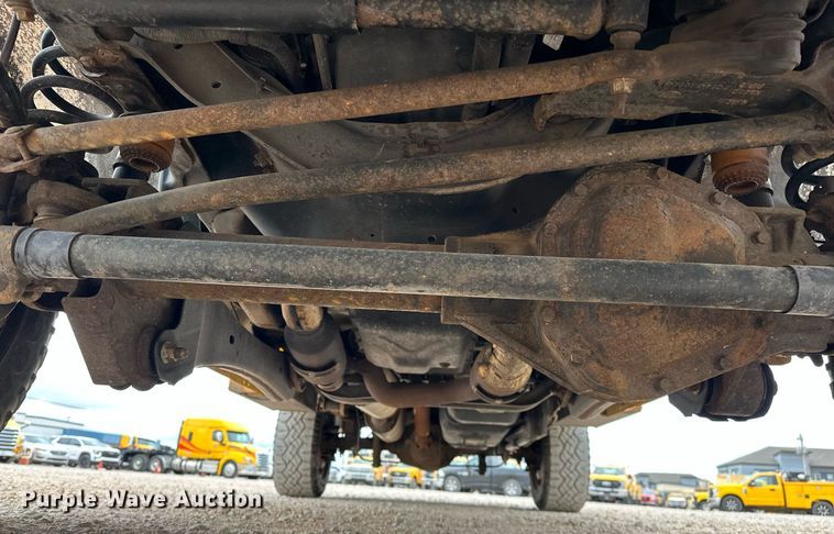 image for item EJ8460 2015 Ford F350 Super Duty XL utility bed pickup truck