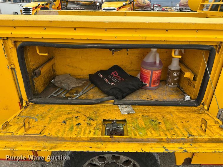 image for item EJ8460 2015 Ford F350 Super Duty XL utility bed pickup truck