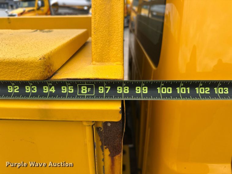 image for item EJ8460 2015 Ford F350 Super Duty XL utility bed pickup truck