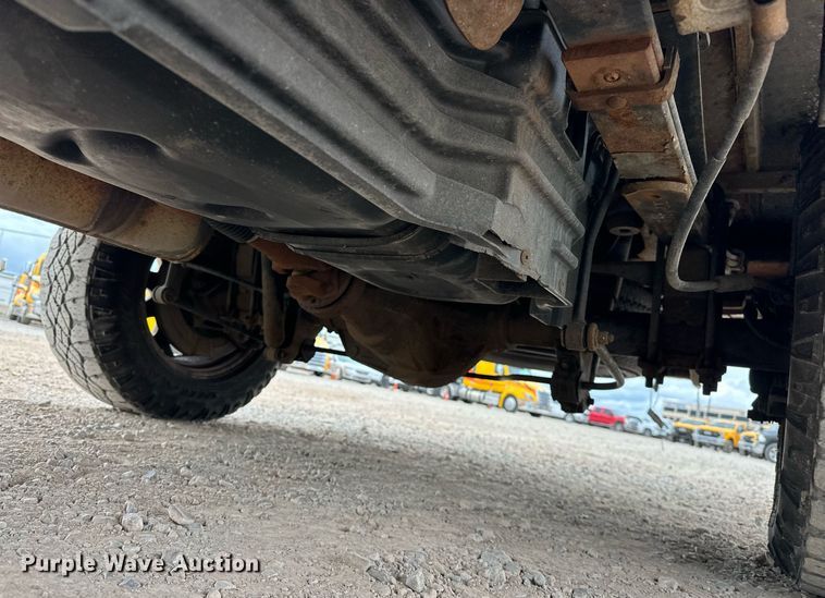 image for item EJ8460 2015 Ford F350 Super Duty XL utility bed pickup truck