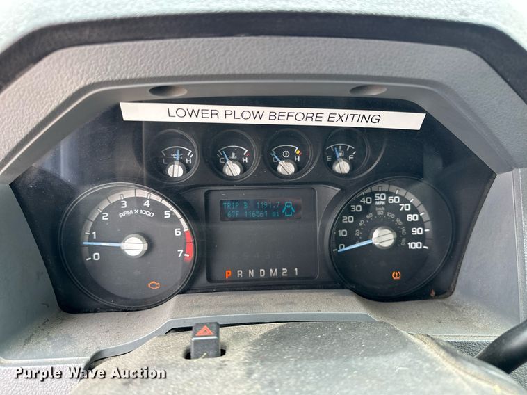 image for item EJ8460 2015 Ford F350 Super Duty XL utility bed pickup truck