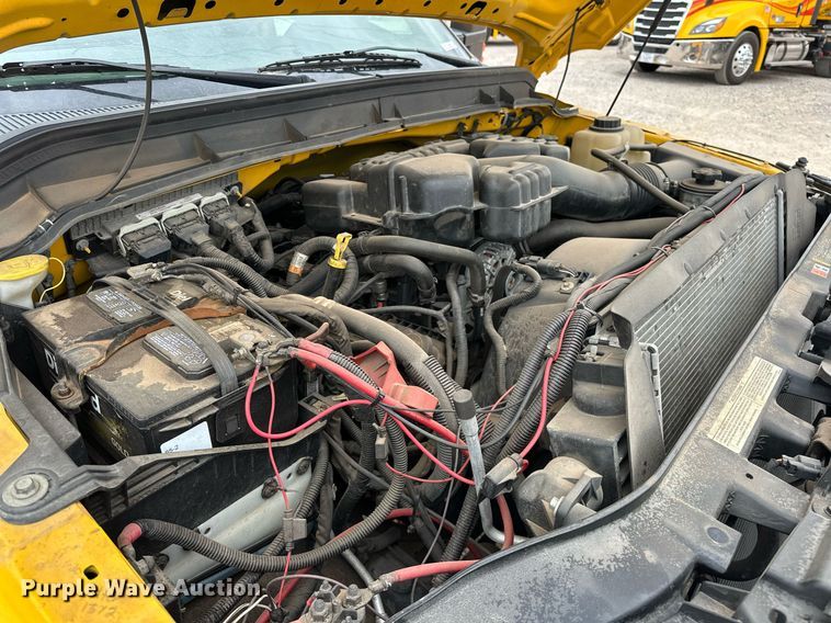 image for item EJ8460 2015 Ford F350 Super Duty XL utility bed pickup truck