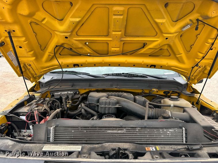 image for item EJ8460 2015 Ford F350 Super Duty XL utility bed pickup truck