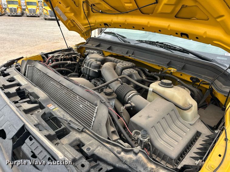 image for item EJ8460 2015 Ford F350 Super Duty XL utility bed pickup truck