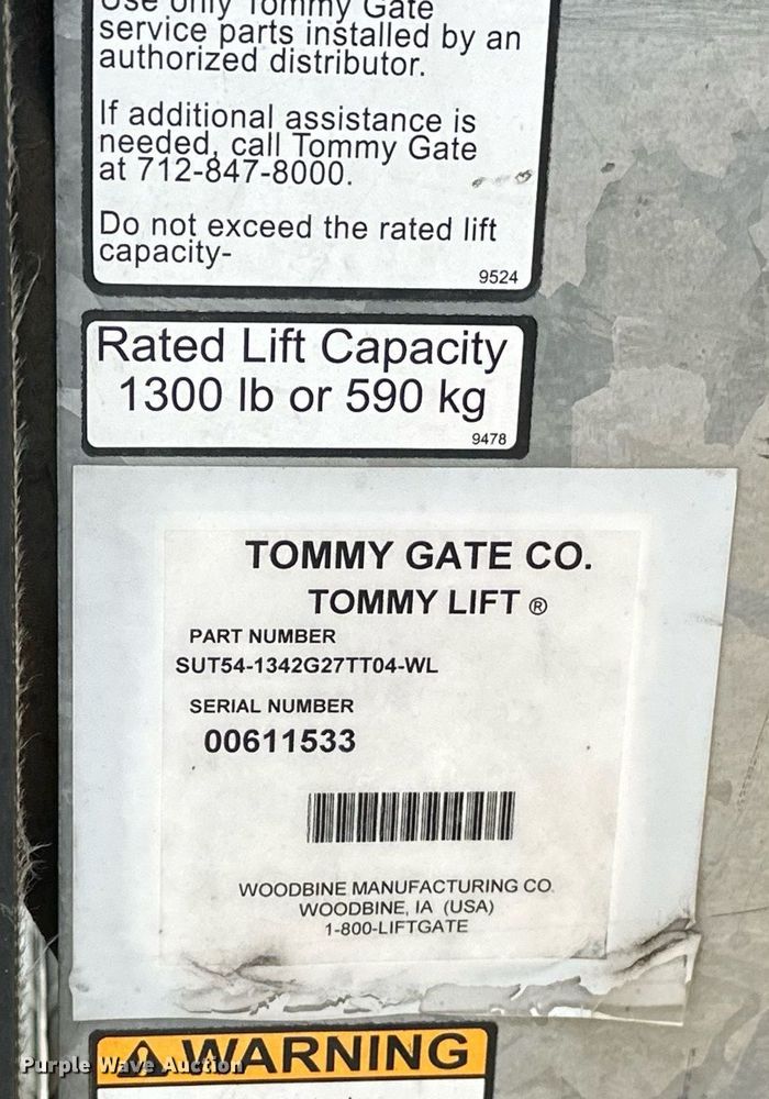 image for item EJ8461 2017 Ford F350 Super Duty XL utility bed pickup truck