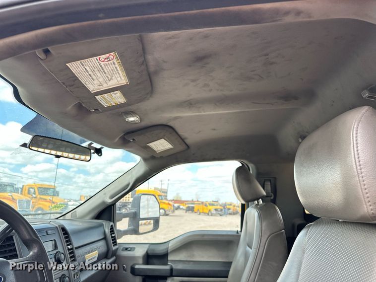 image for item EJ8461 2017 Ford F350 Super Duty XL utility bed pickup truck