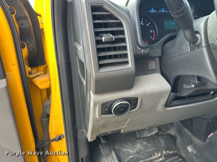 image for item EJ8461 2017 Ford F350 Super Duty XL utility bed pickup truck