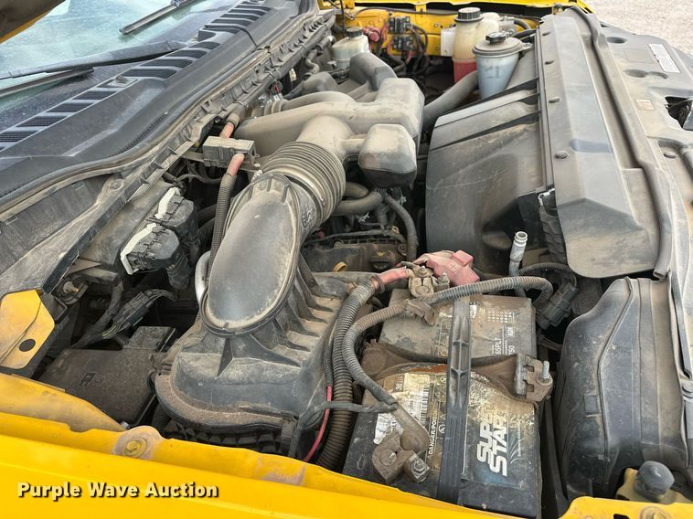 image for item EJ8461 2017 Ford F350 Super Duty XL utility bed pickup truck