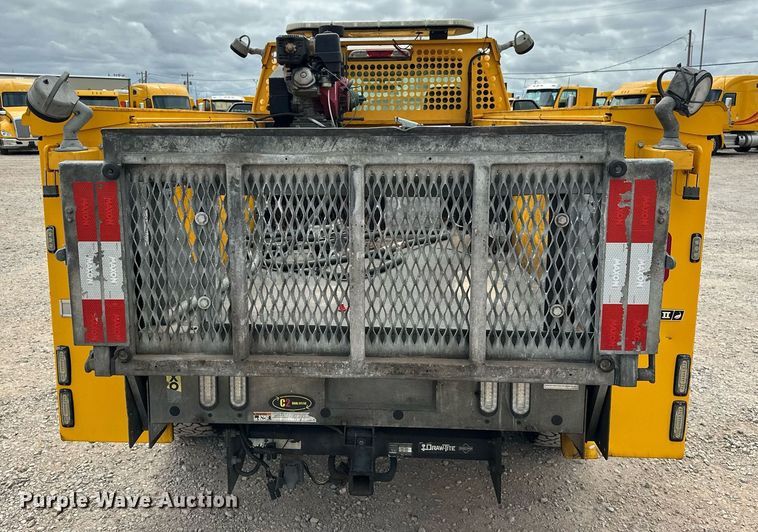 image for item EJ8463 2019 Ford F350 Super Duty XL utility bed pickup truck