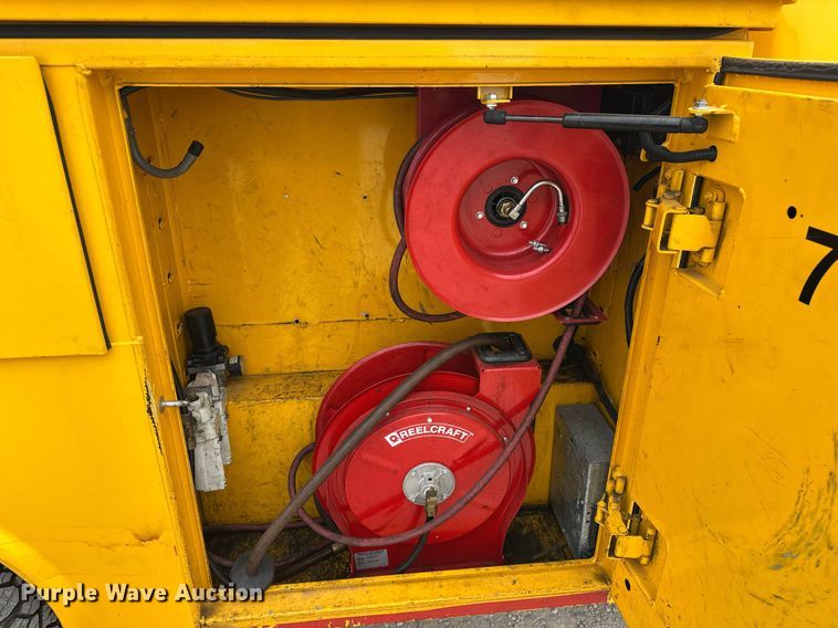 image for item EJ8463 2019 Ford F350 Super Duty XL utility bed pickup truck