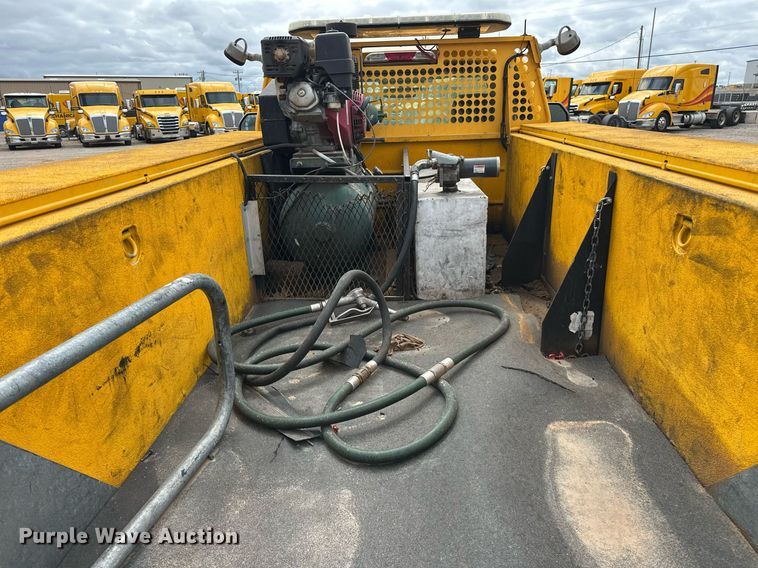 image for item EJ8463 2019 Ford F350 Super Duty XL utility bed pickup truck