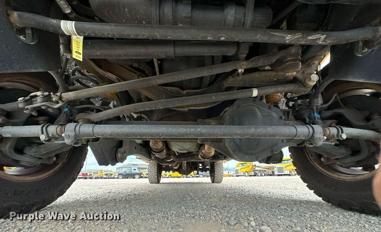 image for item EJ8463 2019 Ford F350 Super Duty XL utility bed pickup truck