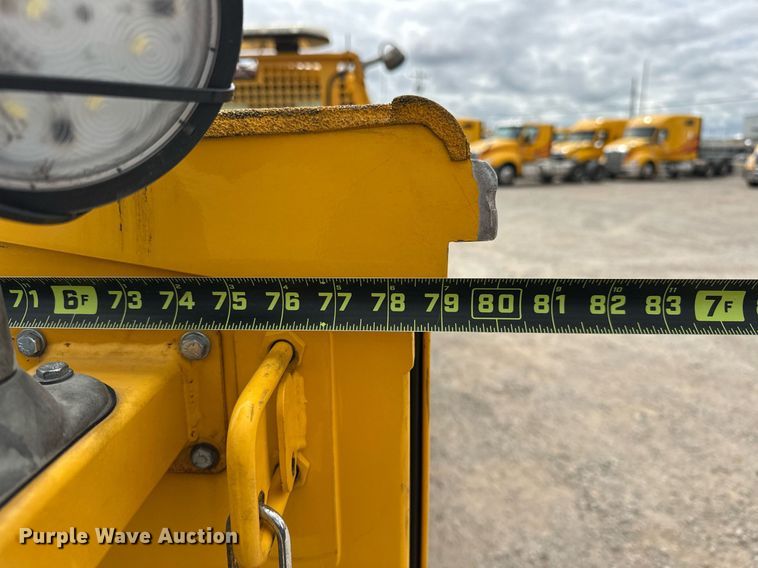 image for item EJ8463 2019 Ford F350 Super Duty XL utility bed pickup truck