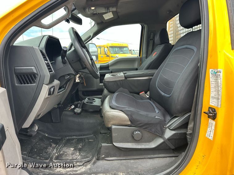 image for item EJ8463 2019 Ford F350 Super Duty XL utility bed pickup truck