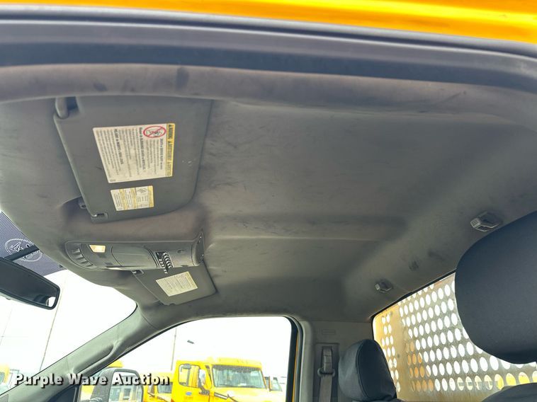 image for item EJ8463 2019 Ford F350 Super Duty XL utility bed pickup truck