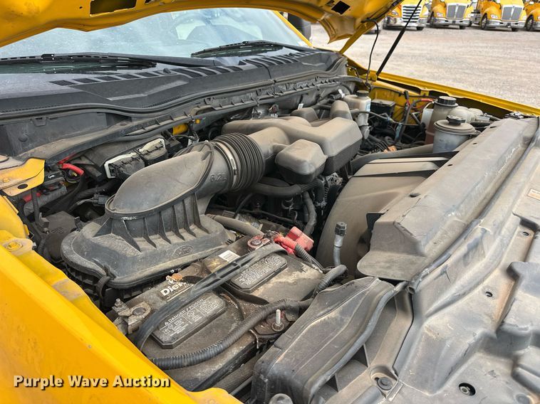 image for item EJ8463 2019 Ford F350 Super Duty XL utility bed pickup truck