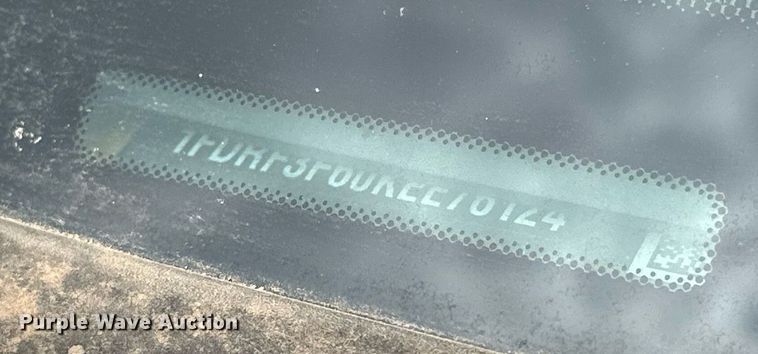 image for item EJ8463 2019 Ford F350 Super Duty XL utility bed pickup truck