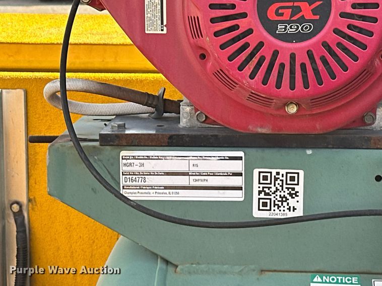 image for item EJ8467 2017 Ford F350 Super Duty XL utility bed pickup truck