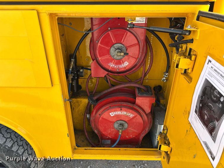 image for item EJ8467 2017 Ford F350 Super Duty XL utility bed pickup truck