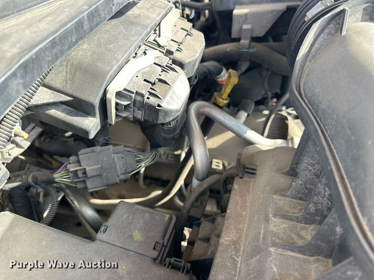 image for item EJ8467 2017 Ford F350 Super Duty XL utility bed pickup truck