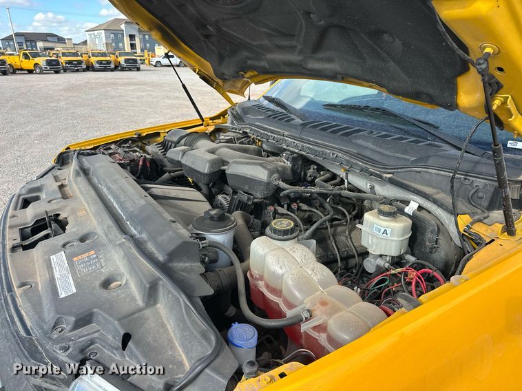 image for item EJ8467 2017 Ford F350 Super Duty XL utility bed pickup truck