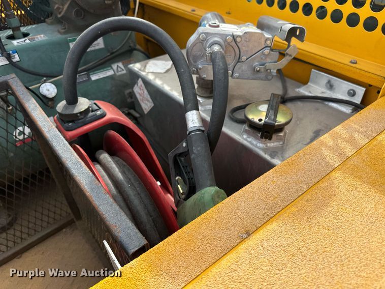 image for item EJ8468 2018 Ford F350 Super Duty utility bed pickup truck