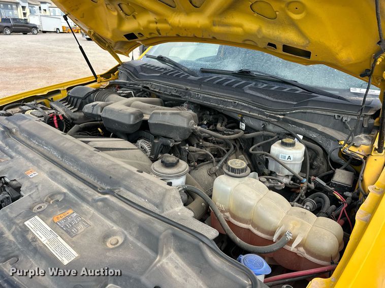 image for item EJ8468 2018 Ford F350 Super Duty utility bed pickup truck