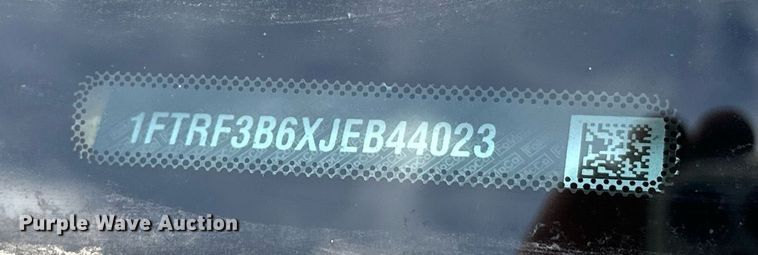 image for item EJ8468 2018 Ford F350 Super Duty utility bed pickup truck