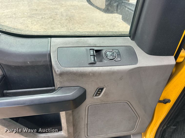 image for item EJ8470 2017 Ford F350 Super Duty XL utility bed pickup truck