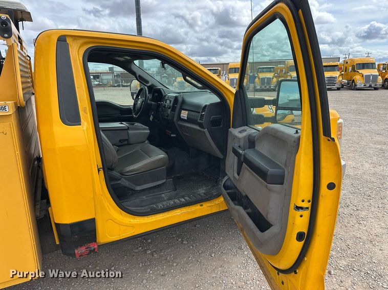 image for item EJ8470 2017 Ford F350 Super Duty XL utility bed pickup truck