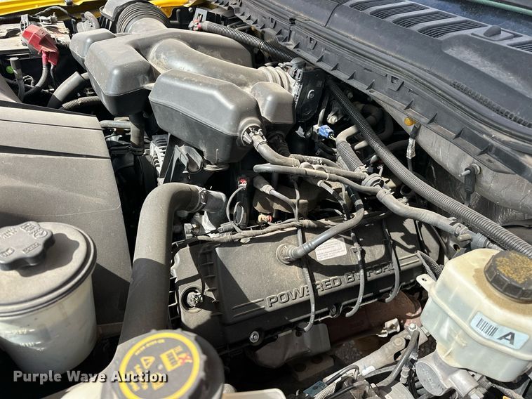 image for item EJ8470 2017 Ford F350 Super Duty XL utility bed pickup truck