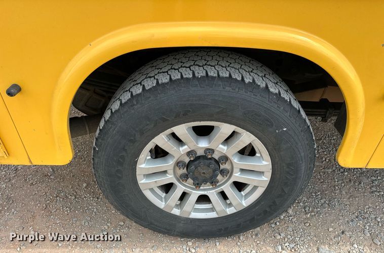 image for item EJ8470 2017 Ford F350 Super Duty XL utility bed pickup truck