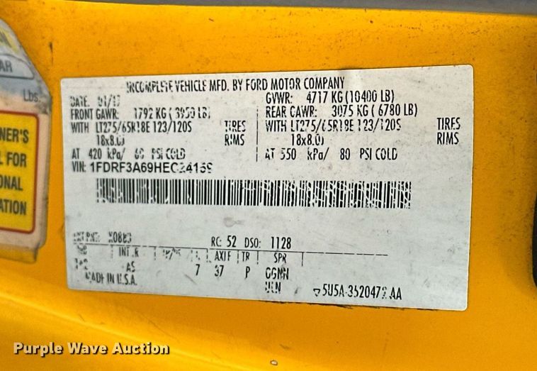 image for item EJ8470 2017 Ford F350 Super Duty XL utility bed pickup truck