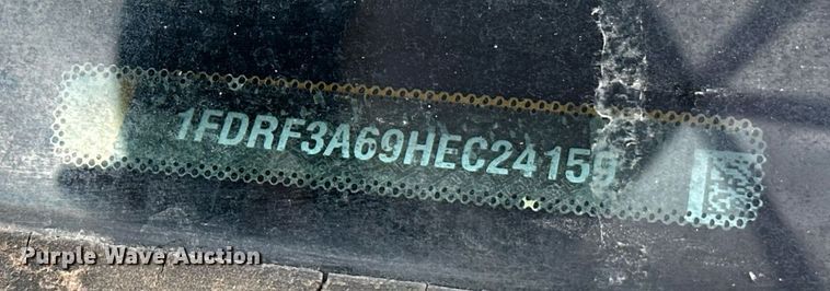 image for item EJ8470 2017 Ford F350 Super Duty XL utility bed pickup truck