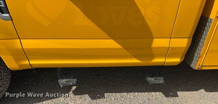 image for item EJ8472 2020 Ford F350 Super Duty XL utility bed pickup truck