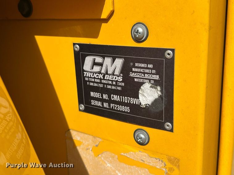 image for item EJ8472 2020 Ford F350 Super Duty XL utility bed pickup truck