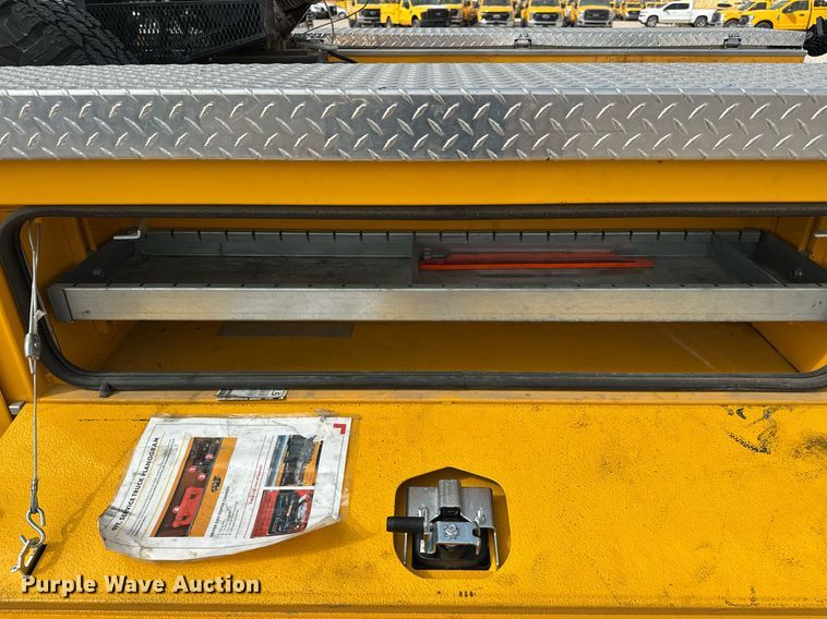 image for item EJ8472 2020 Ford F350 Super Duty XL utility bed pickup truck